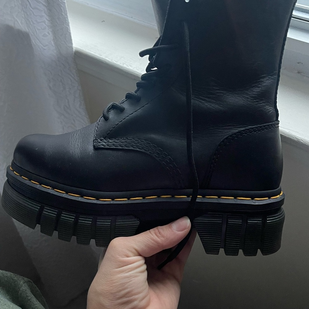 Dr Martens AUDRICK NAPPA LEATHER PLATFORM ANKLE BOOTS